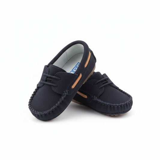 MOCASÍN CON CORDÓN AZUL MARINO