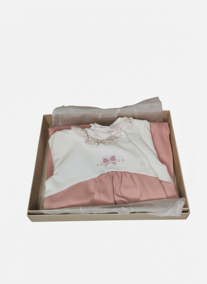 PELELE DE MANGA LARGA BLANCO Y ROSA CON ENCAJE